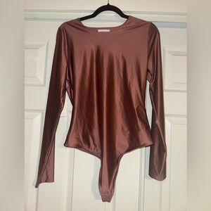 Women’s Babaton Metallic Pink Long Sleeve Bodysuit, size large